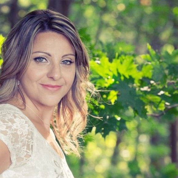 Meet your Posher, Daniela - Picture 1 of 1